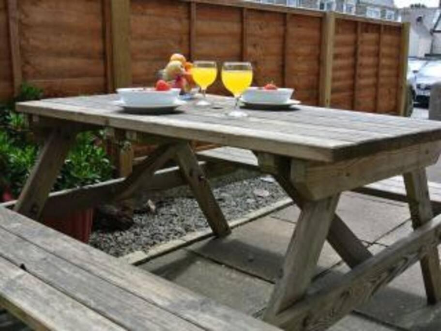 Juno - Apartment In The Heart Of Newquay New Quay Buitenkant foto